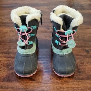 Cozy Gray and Pink Kids Snow Boots 9c